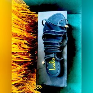 Straps Sandals 5 1/2 Lulus